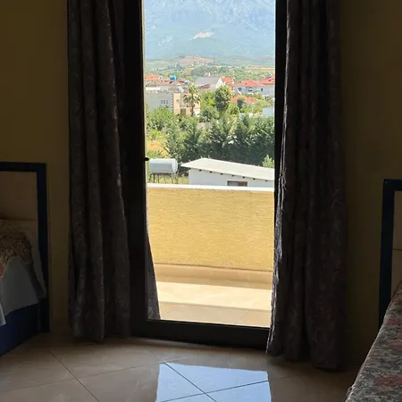 Villa's Daci טיראנה